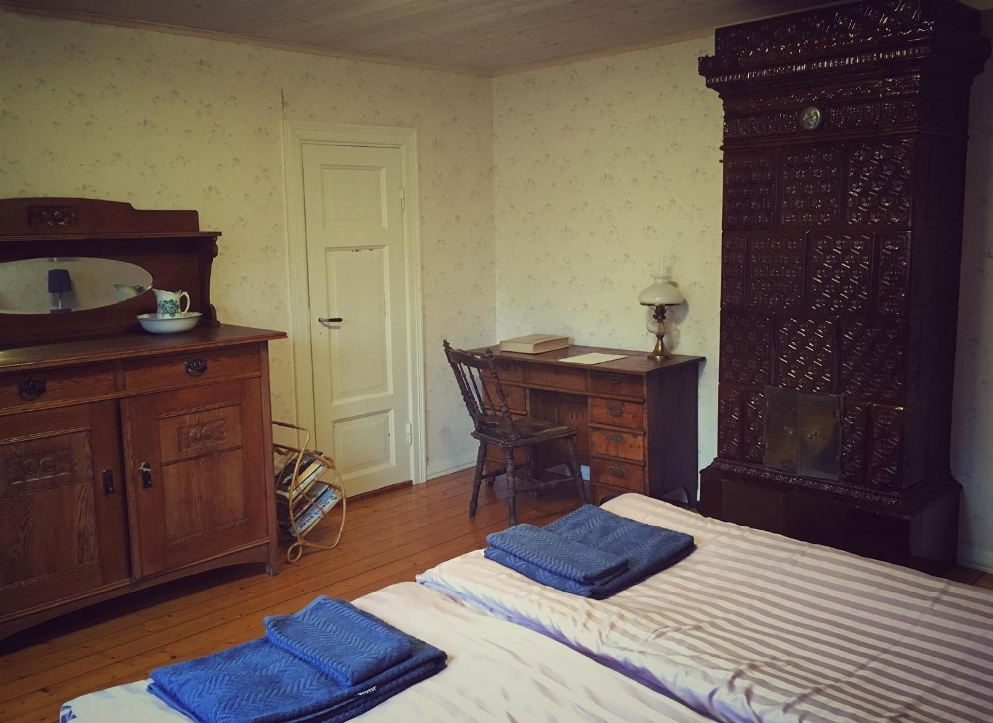 Viktors Affaershus Bed & Breakfast Atran ภายนอก รูปภาพ