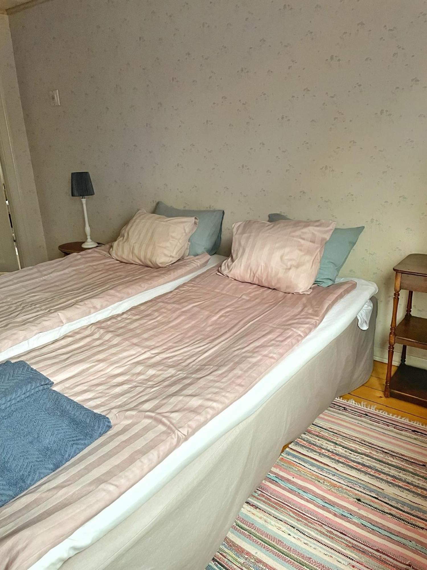 Viktors Affaershus Bed & Breakfast Atran ภายนอก รูปภาพ