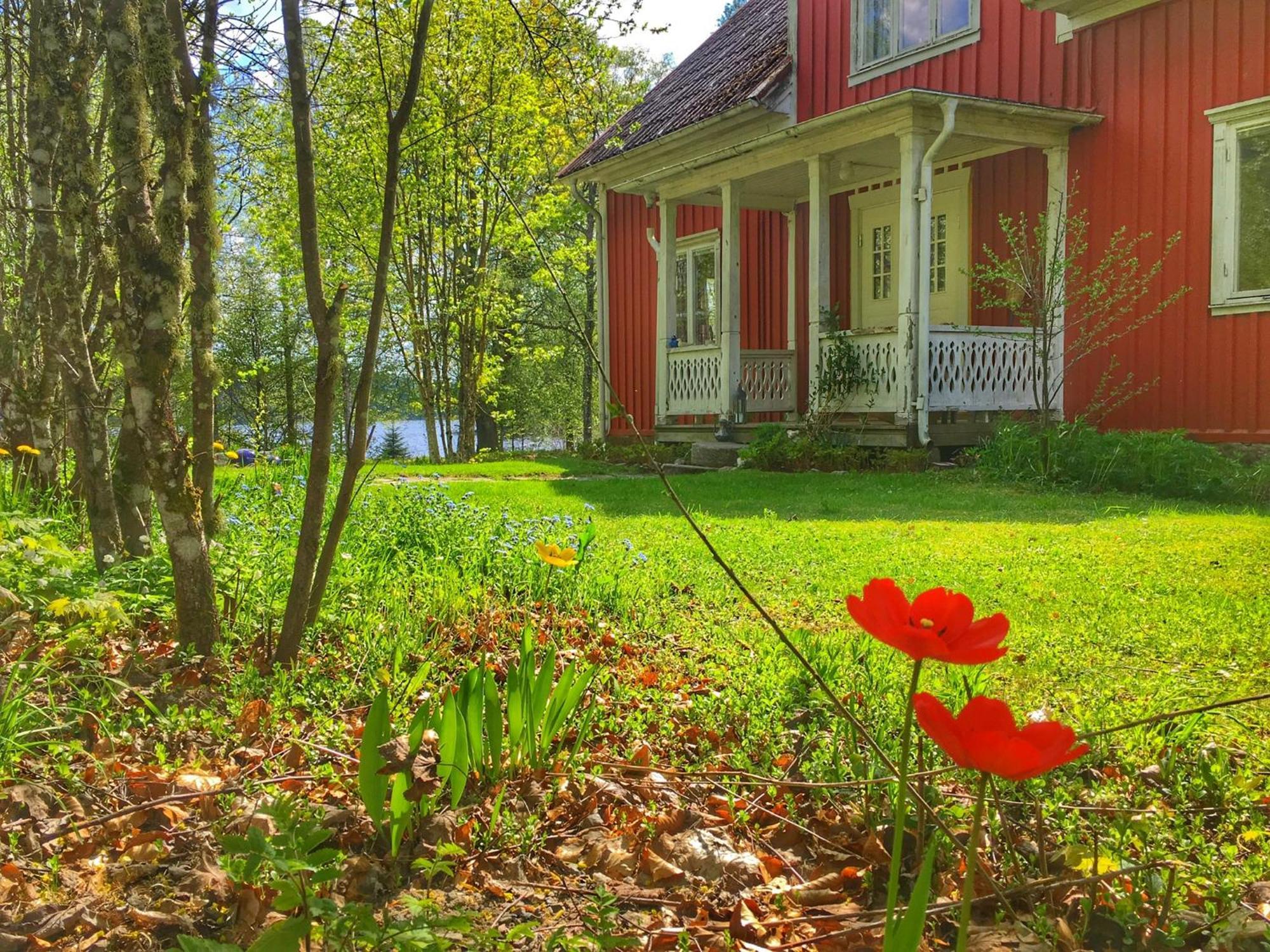 Viktors Affaershus Bed & Breakfast Atran ภายนอก รูปภาพ